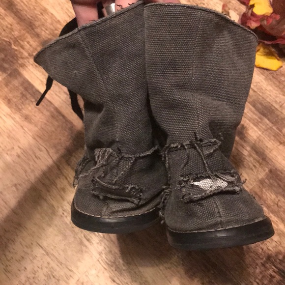 Rocket Dog shoes - Picture 3 of 5